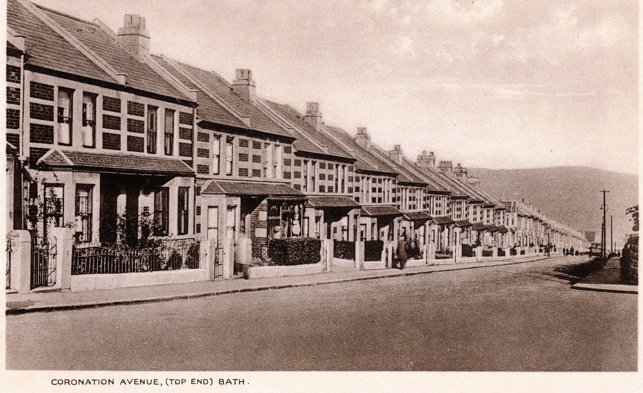 Old postcard of Sladebrook Av