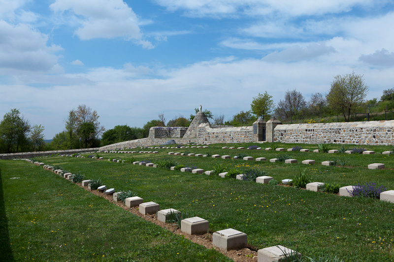 Lahana Military Cemetery